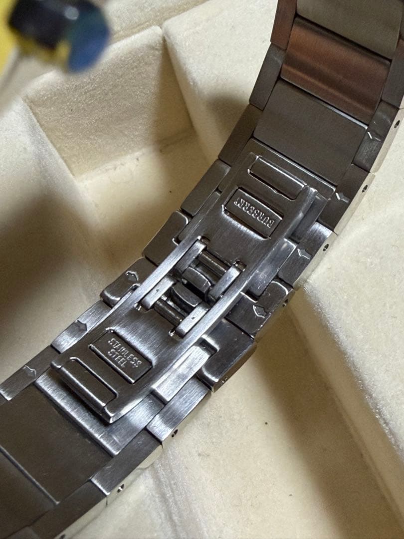 バーバリー Burberry 14000L 腕時計 シルバー 白文字盤 クォーツ