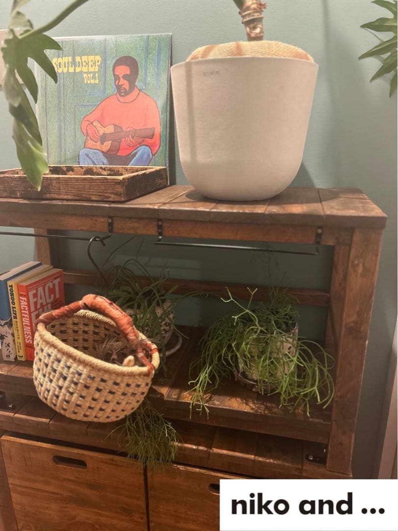 【週末限定セール】 niko and 木製ラック シェルフベンチ　収納ボックス付