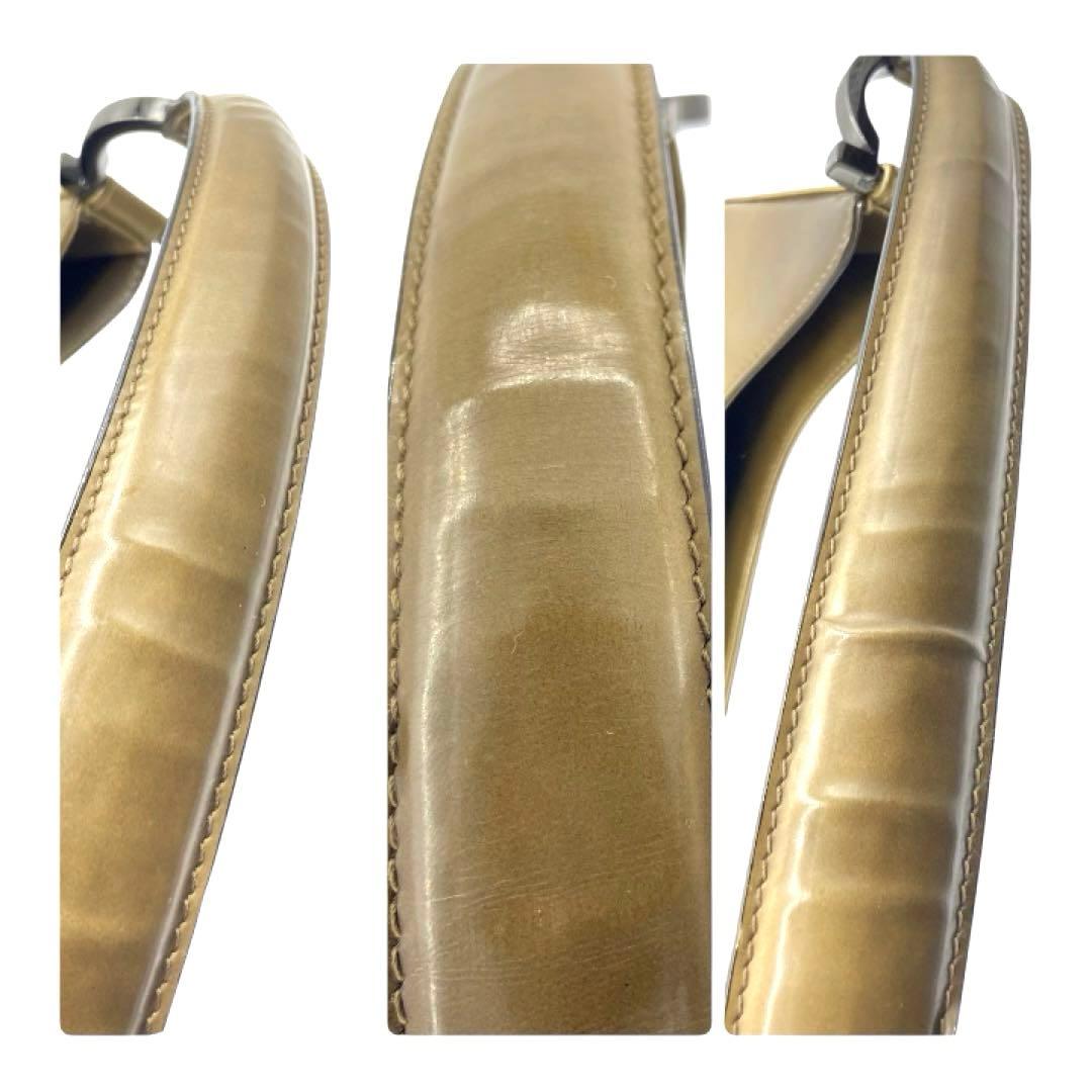 サルヴァトーレフェラガモ ガンチーニ エナメルグラデーションワンショルダーバッグ