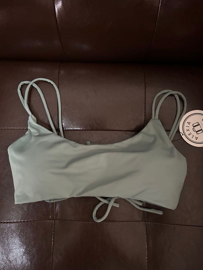 新品 アリシアスタン ビキニトップ