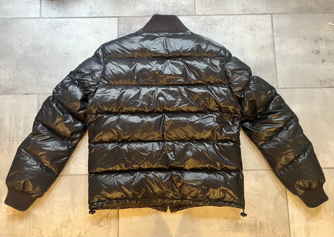 美品DUVETICA（デュベティカ）POLLUCE ブラックダウンジャケット50