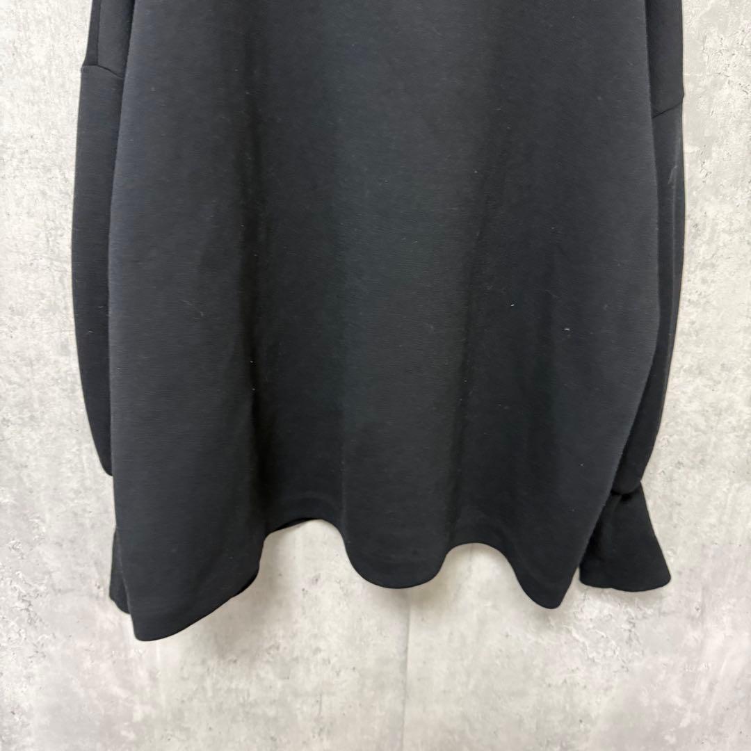 # BEARDSLEY ビアズリー ダンボールパフトレーナー　トップス