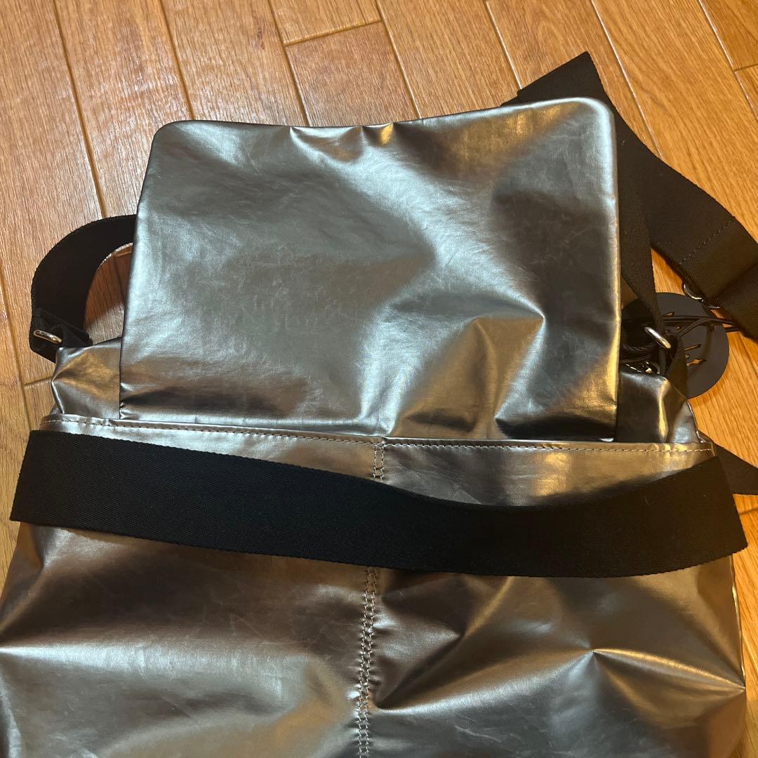 美品 JACK GOMME ショルダーバッグ シルバー