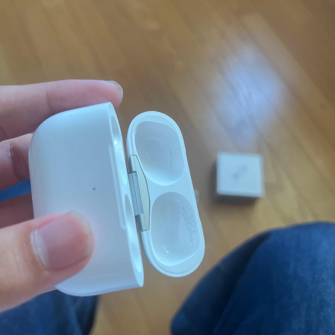 AirPods Pro 2 (第2世代）本体 ホワイト 充電ケース付き 正規品