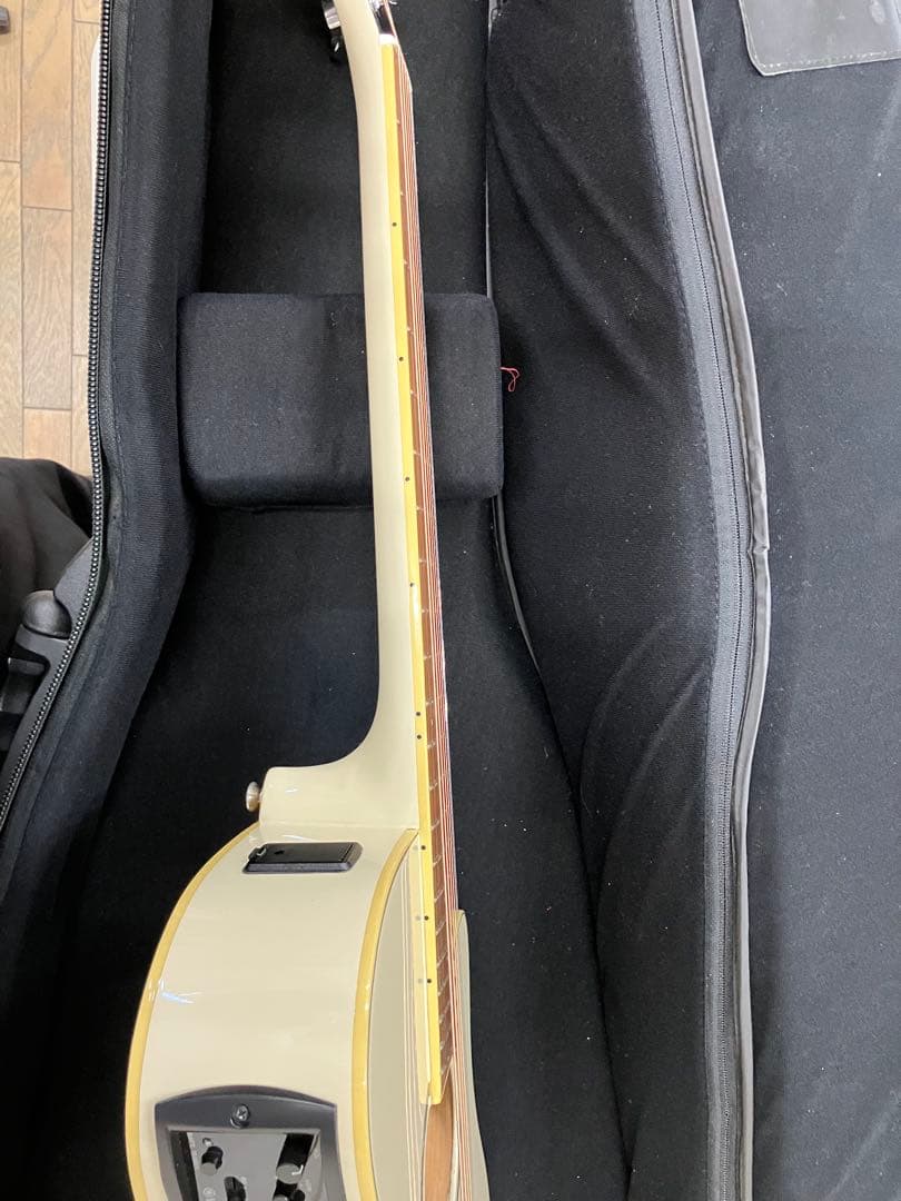 Yamaha APX600 アコースティックギター ホワイト　エレアコ