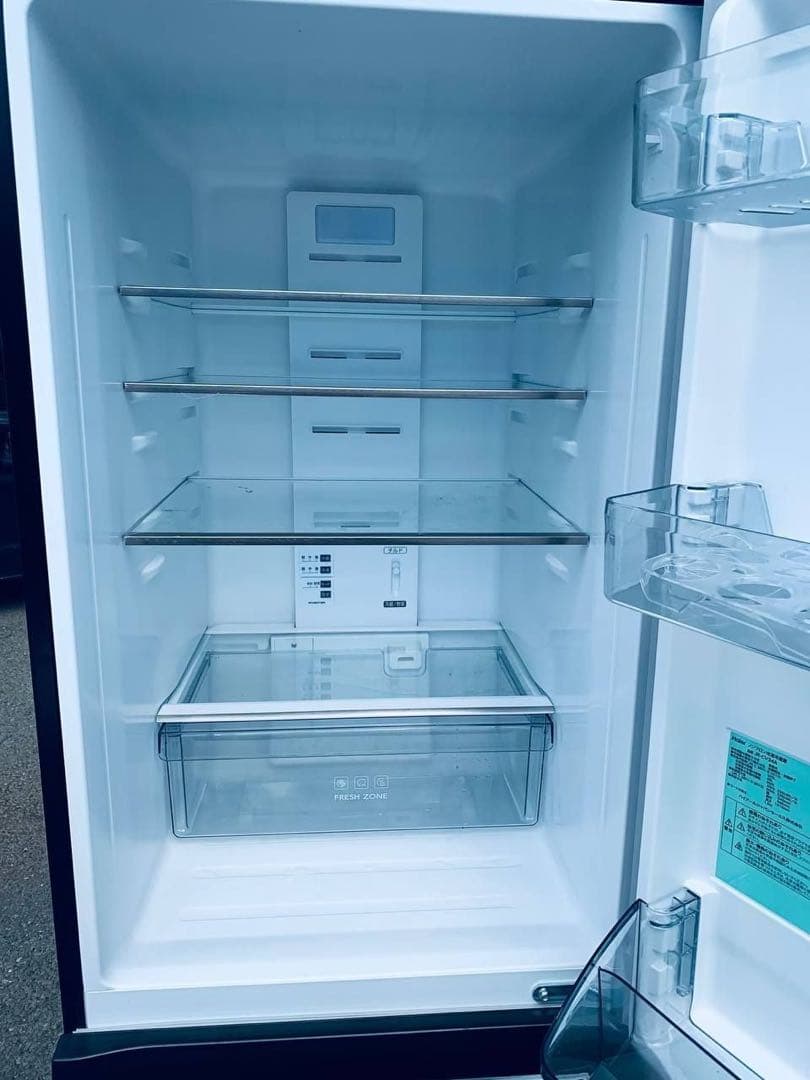 送料設置無料　Panasonic ノンフロン冷凍冷蔵庫　NR-B251T-SS