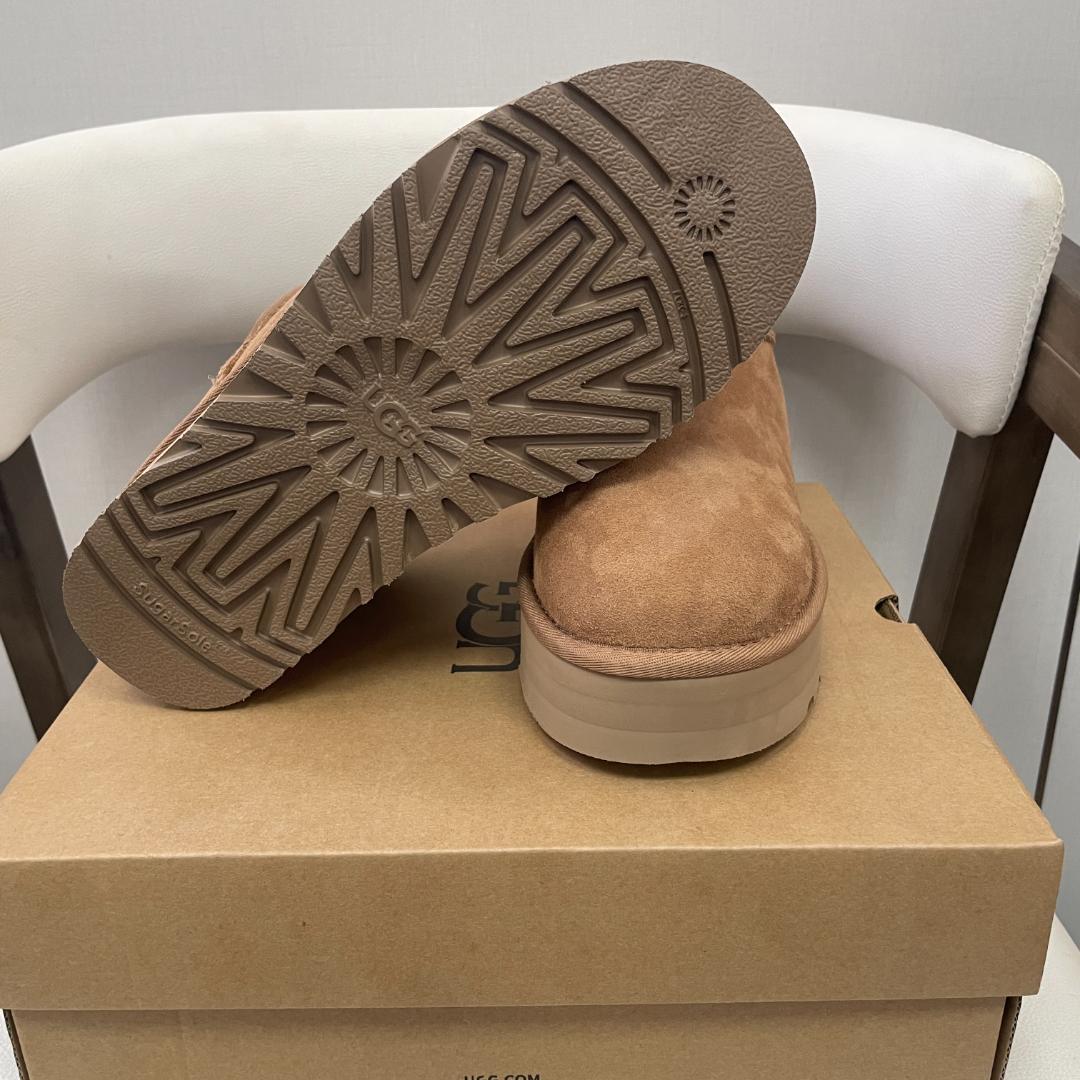 UGG クラシック ウルトラ ミニ プラットフォーム 3cm厚底ブーツ 24cm