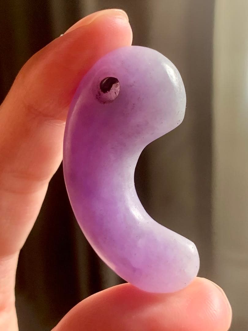 古墳期　出土　超ろうかん糸魚川紫翡翠勾玉　ラベンダー翡翠　縄文　石器　土器　根付