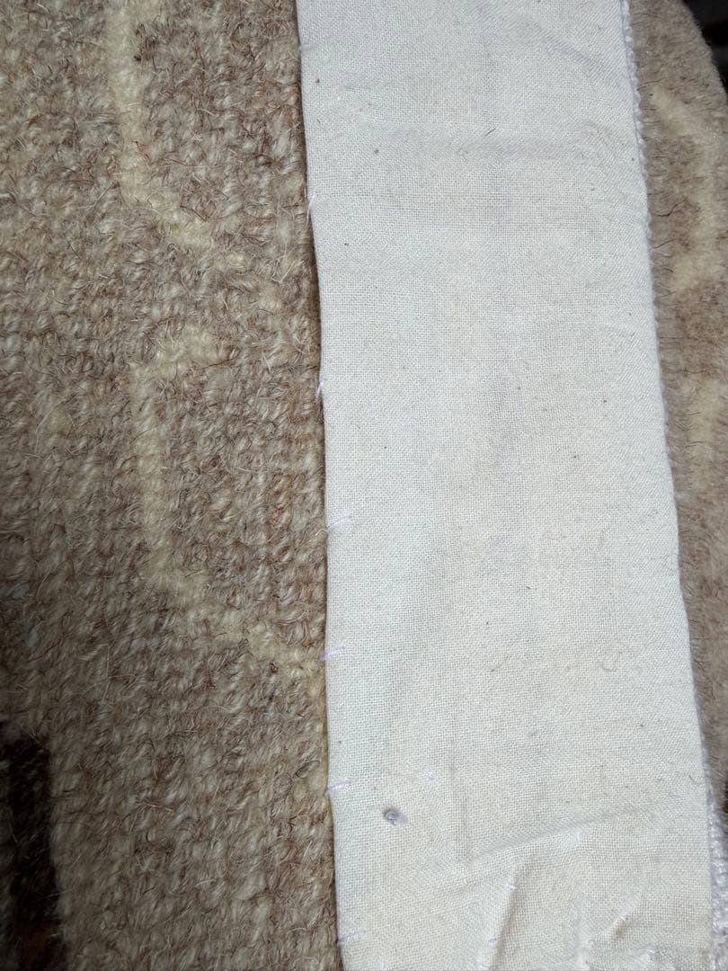 チベタンラグ　シートラグ　チェアマット　雲ナチュラル