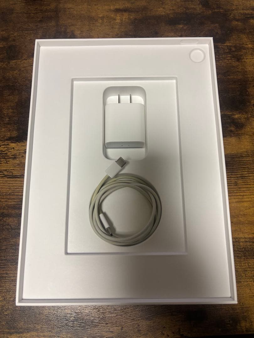 Apple iPad Air 4 スペースグレー 本体　pencil、ケース付き