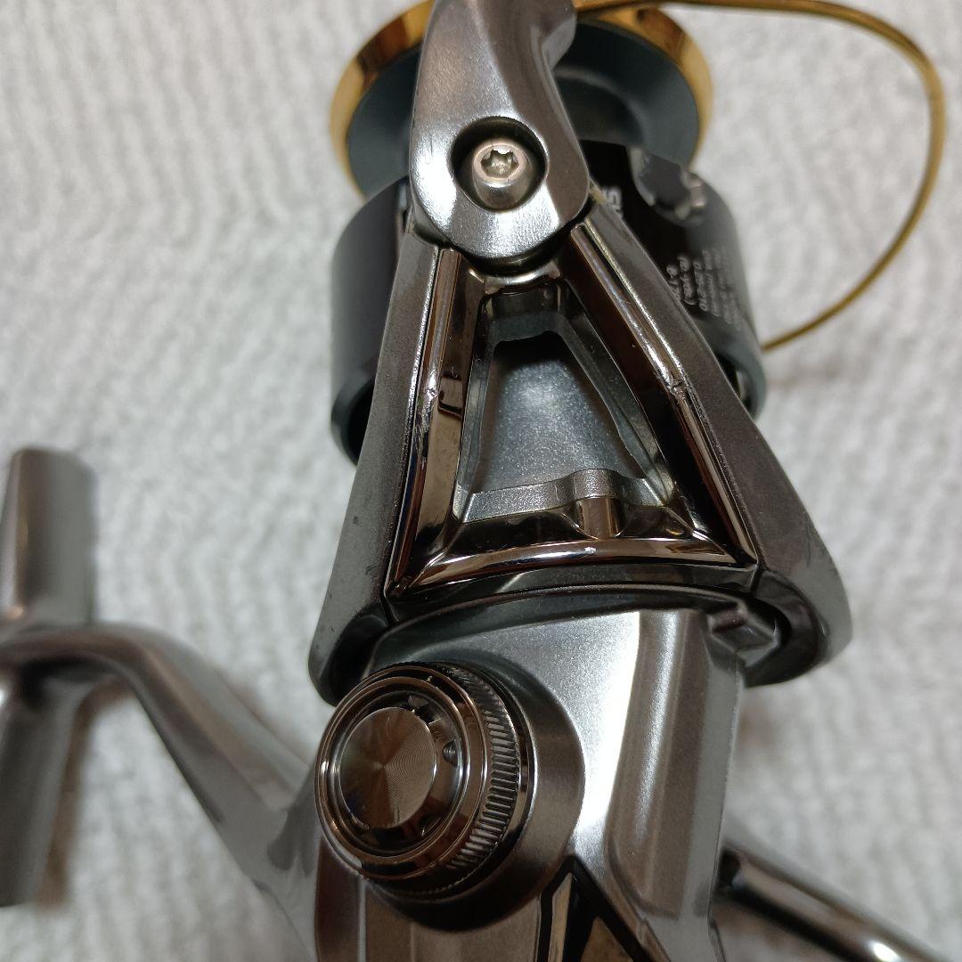 SHIMANO 15TWIN POWER C3000XG スピニングリール