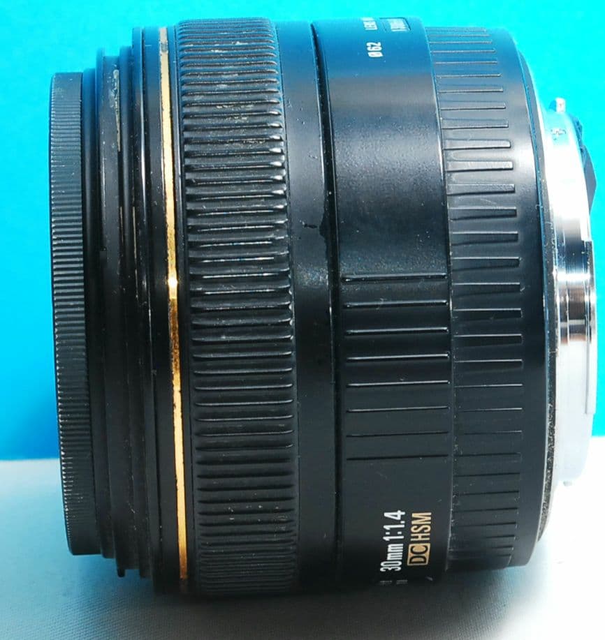 SIGMA 30mm1:1.4DC HSM キャノンマウント　送料無料