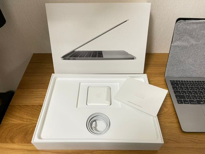 [美品] MacBook Pro 13 インチ 2017 128GB