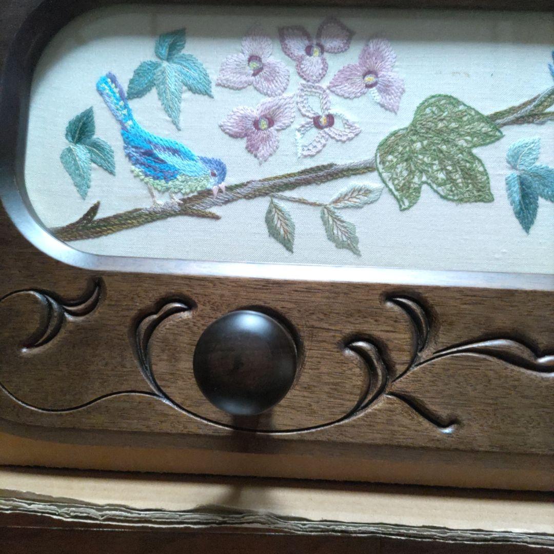 戸塚刺繍　帽子掛け　ハンガーラック　彫り入り