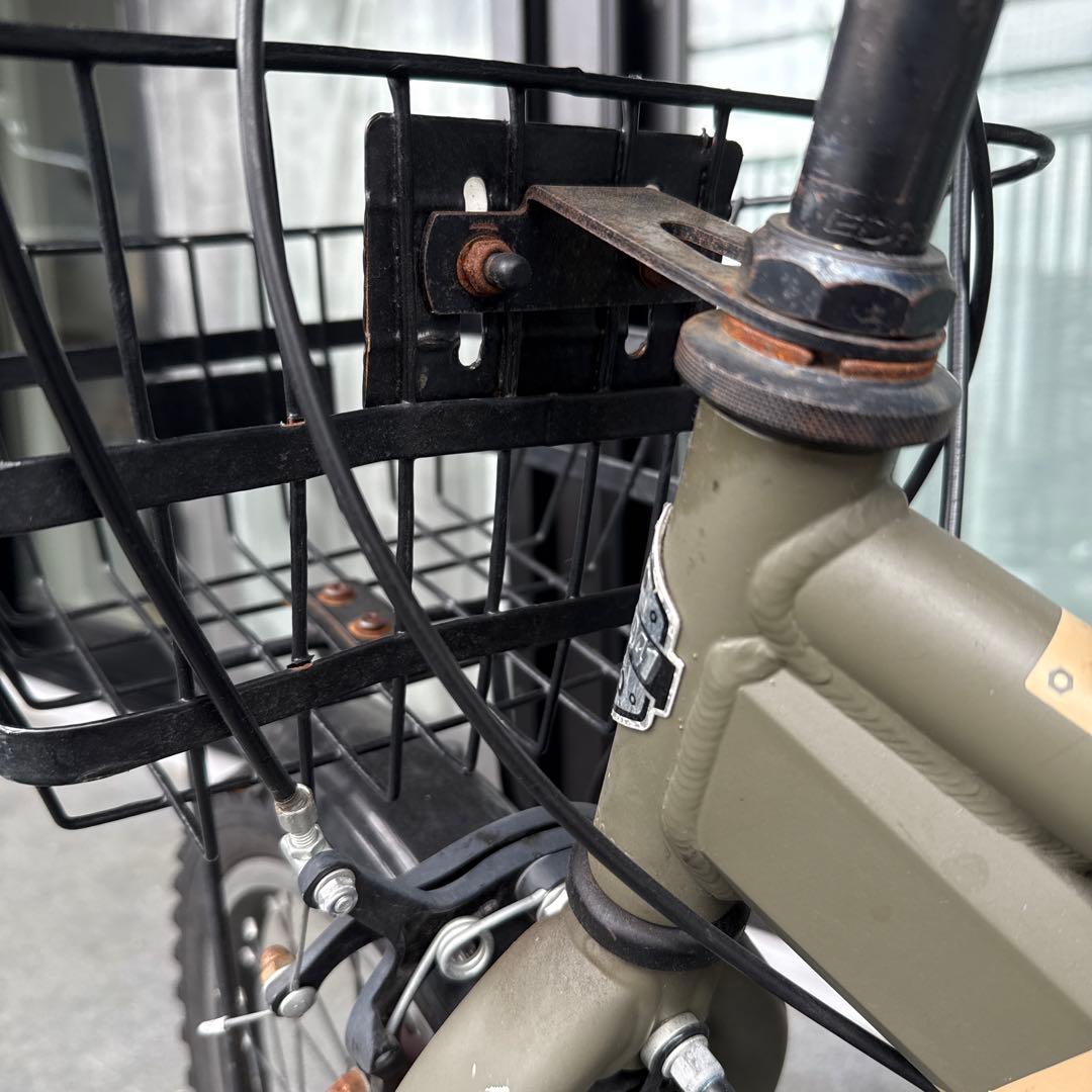 Jeep ジープ　キッズバイク オリーブグリーン 前カゴ付き　自転車　22インチ