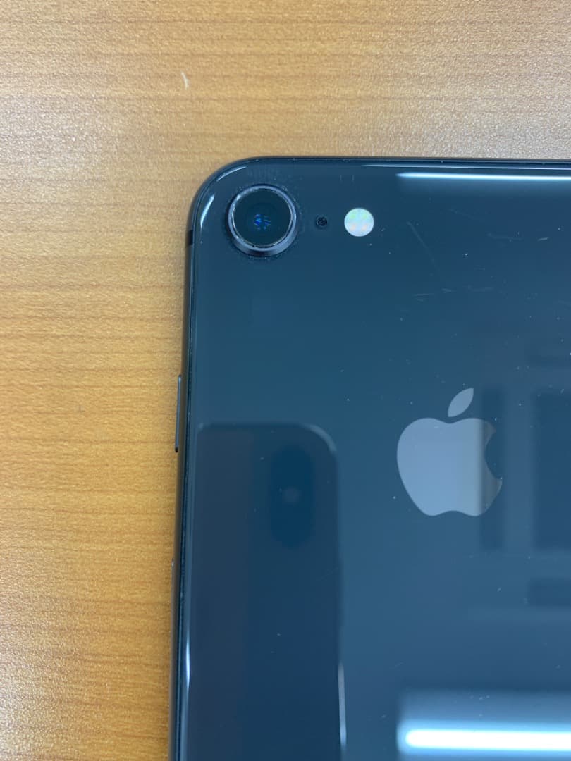 お*り様 動作確認済 iPhone 8 64GB ID K6621