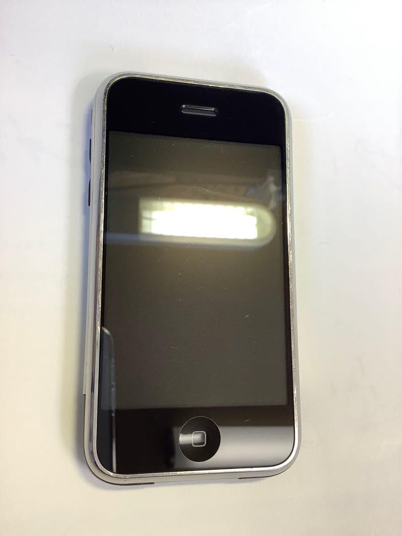 Apple iPhone 2G（A1203）4GB 箱入り完動品