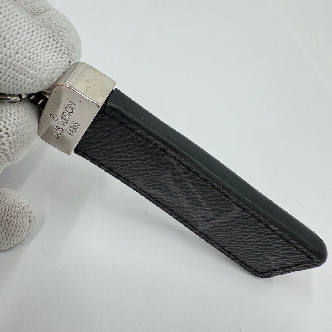 ルイヴィトン モノグラム タイガ ポルクレ ネオLVクラブ レザー キーホルダー