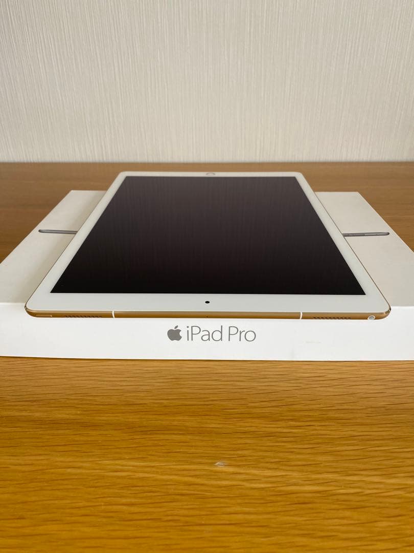 新品未使用 iPad Pro 12.9インチ 第2世代　ゴールド　iPad本体