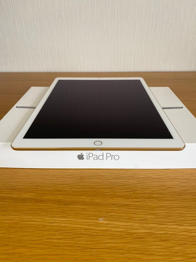 新品未使用 iPad Pro 12.9インチ 第2世代　ゴールド　iPad本体