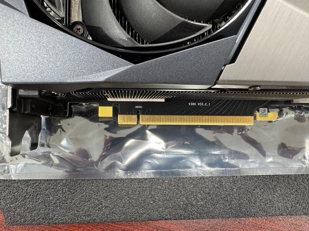 GeForce RTX 3080 Ti SUPRIM X 本体