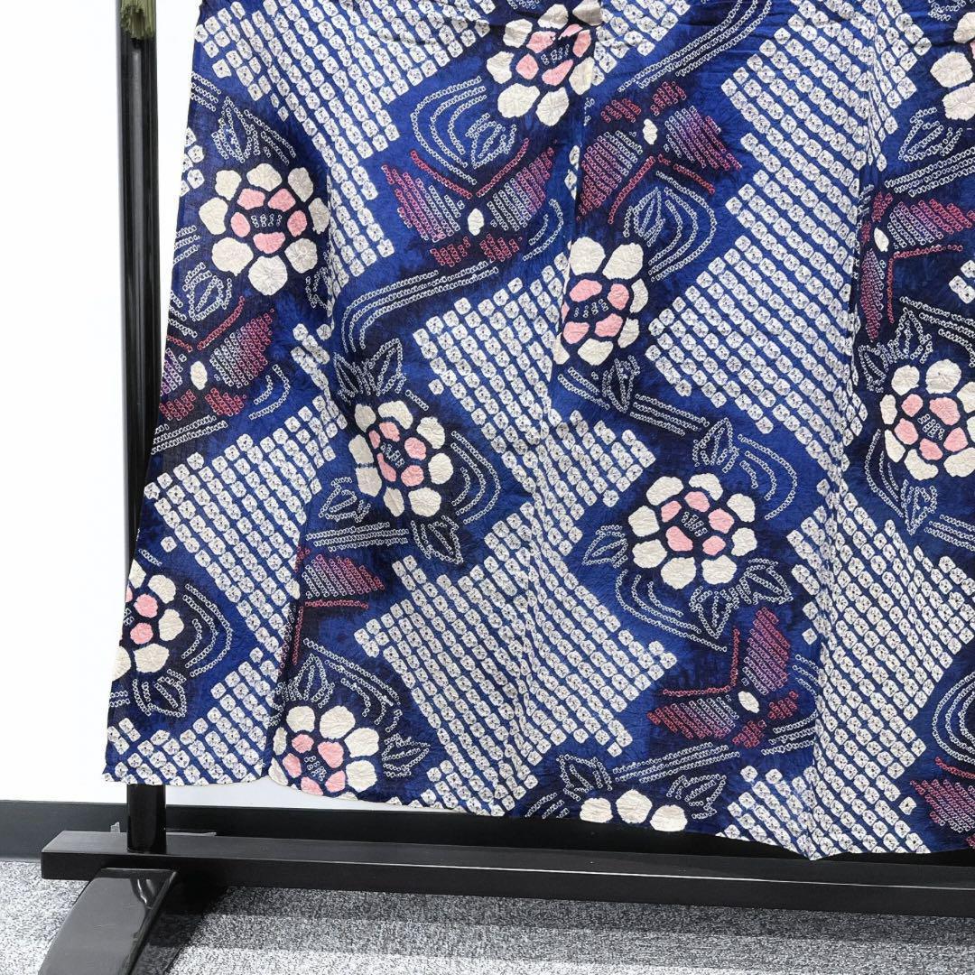 浴衣　有松鳴海絞り　流線　蝶　花模様　青　着物　054w p