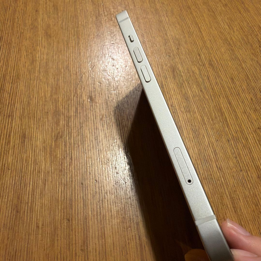 ★美品★iPhone13 128GB SIMフリー