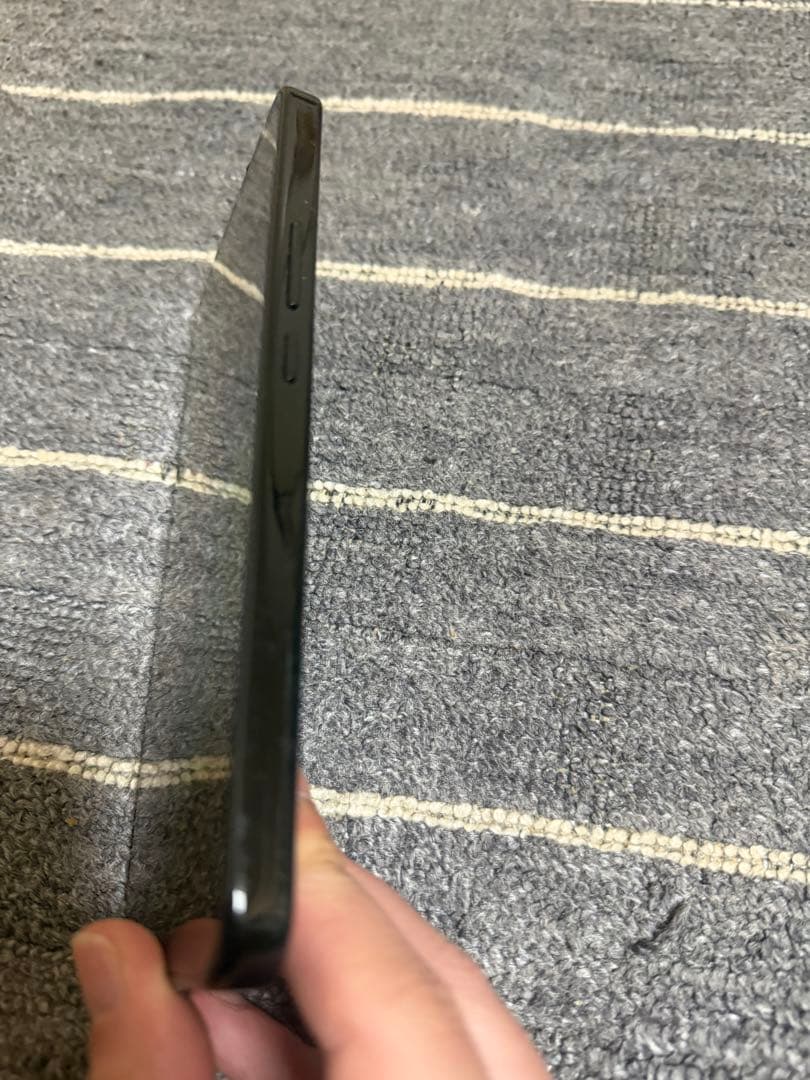 ZTE libero 5G ⅲ ブラックスマートフォン