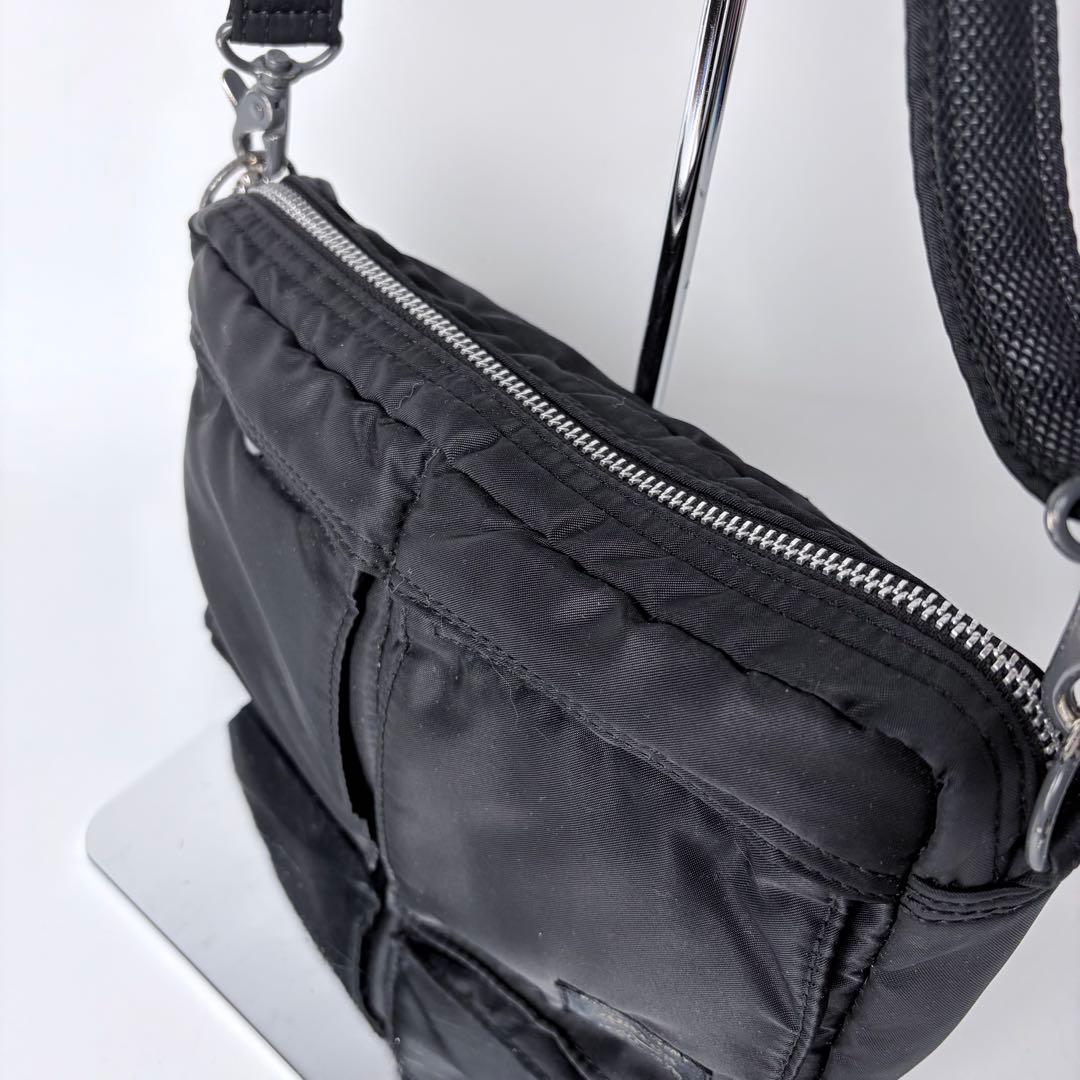 【廃盤モデル】ポータータンカーコンパクトショルダーカメラバックブラック