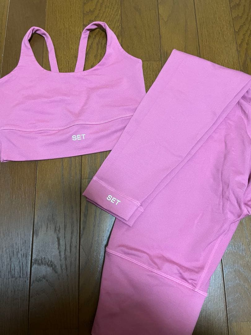 SET ACTIVE セットアクティブ ヨガウェア