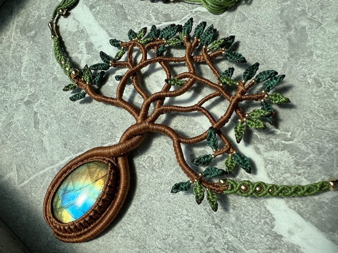 【handmade_Luna.】マクラメ× ラブラドライト ネックレス