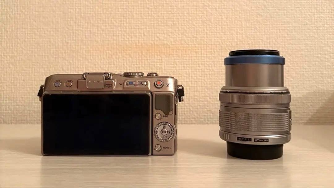 OLYMPUS PEN Lite E-PL3 シルバー レンズキット