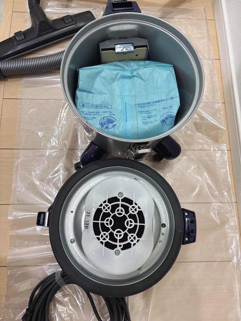 パナソニック 業務用掃除機 380W MC-G3000P