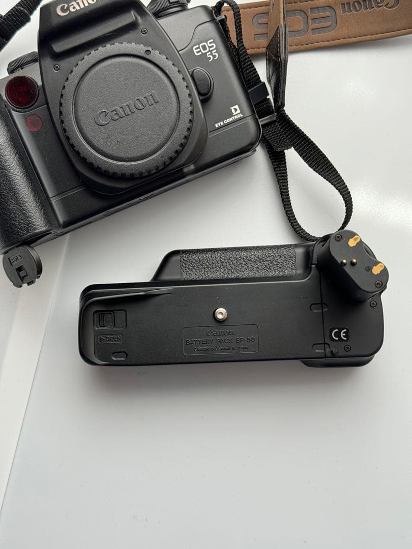 【フィルムカメラ】Canon EOS55とカメラグリップBP-50