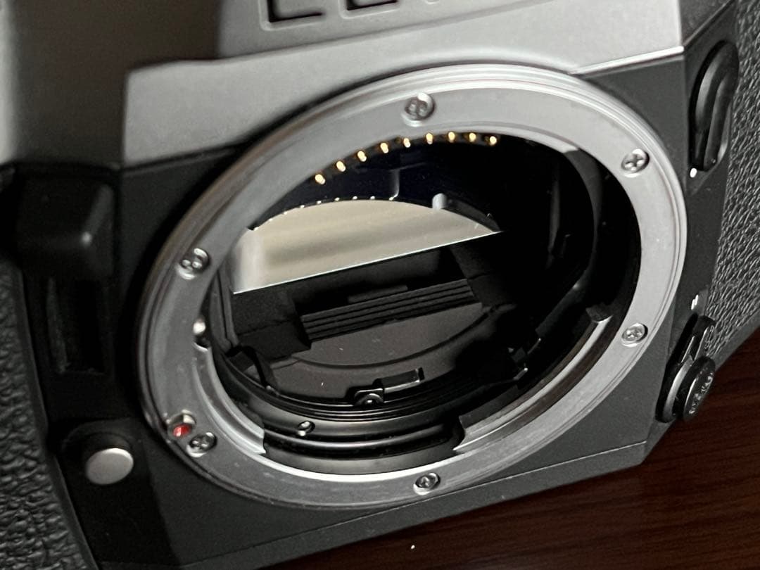 美品　ライカR8シルバー　プラスチックケース付