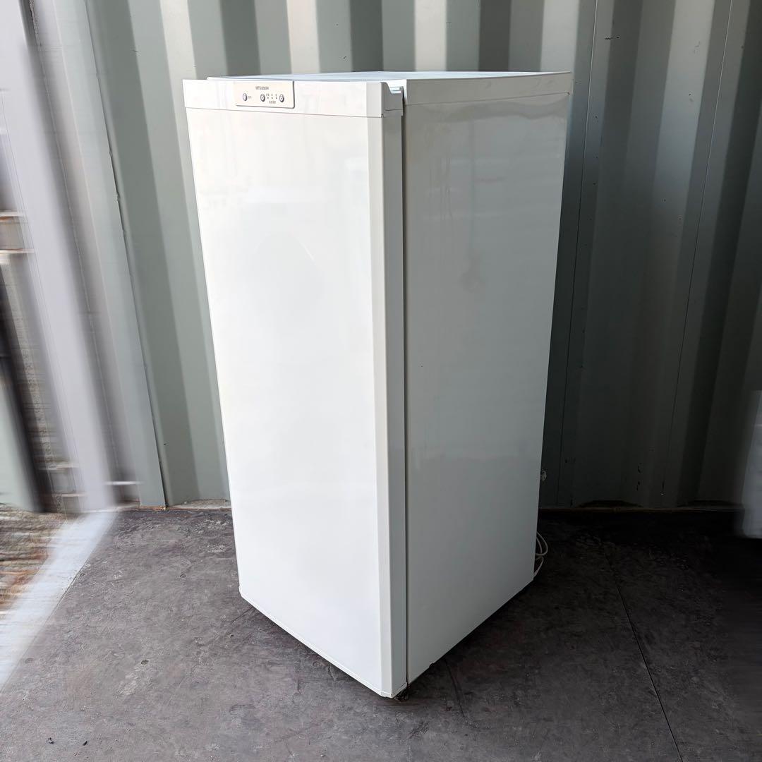 運搬取付無料！ホワイト純正MITSUBISHI大容量スリム冷凍庫！完動超美品！