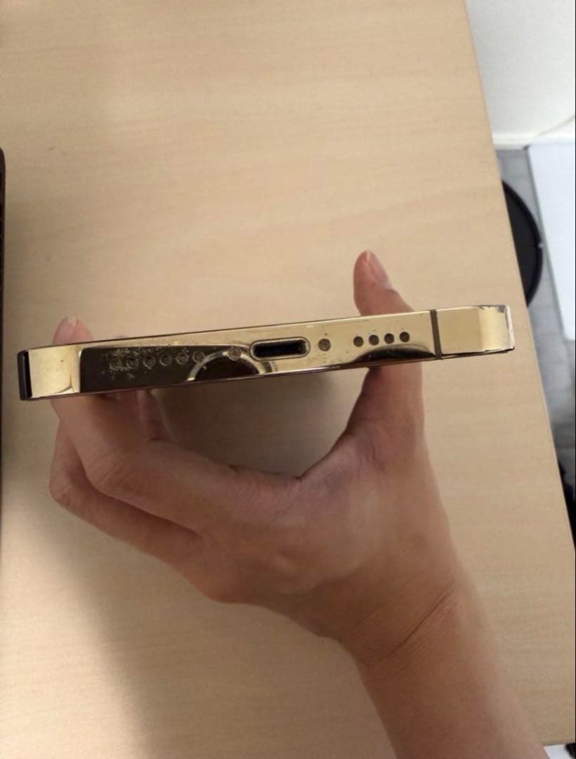 iPhone 12 Pro Max ゴールド 本体