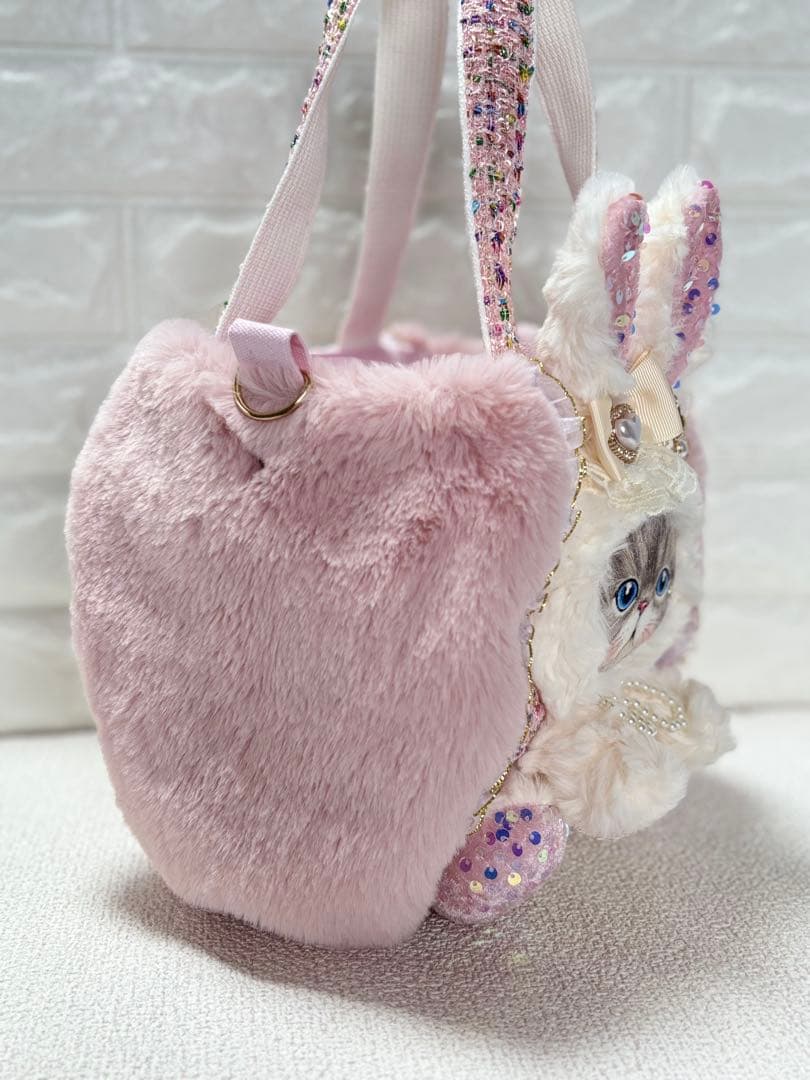 あ*こ様 コヤンイサムチョ　ハンドメイド　ファーバッグ　白　ルミちゃん　うさぎ