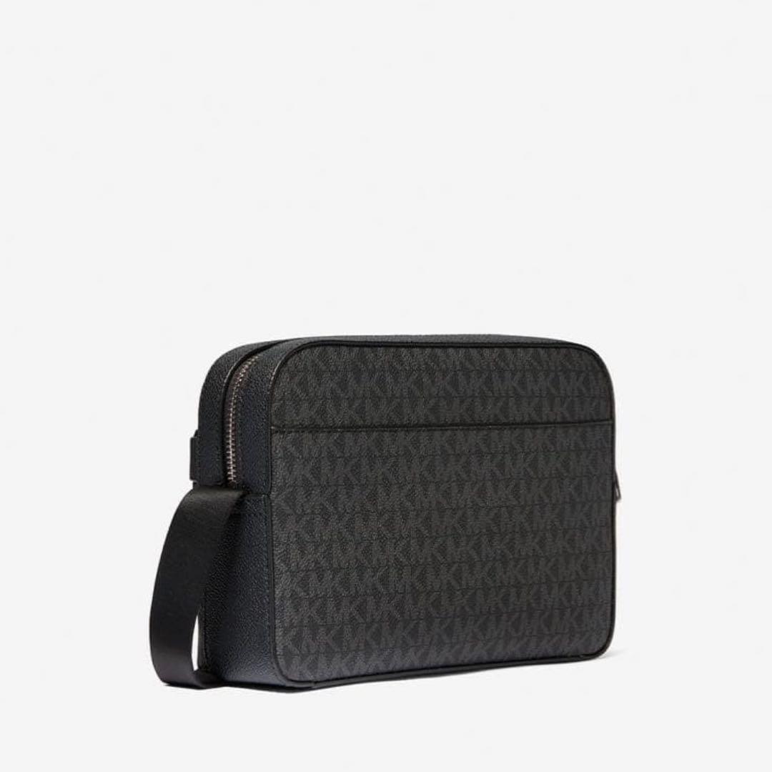 MICHAEL KORS ブラックショルダーバッグ マイケル コース モノグラム