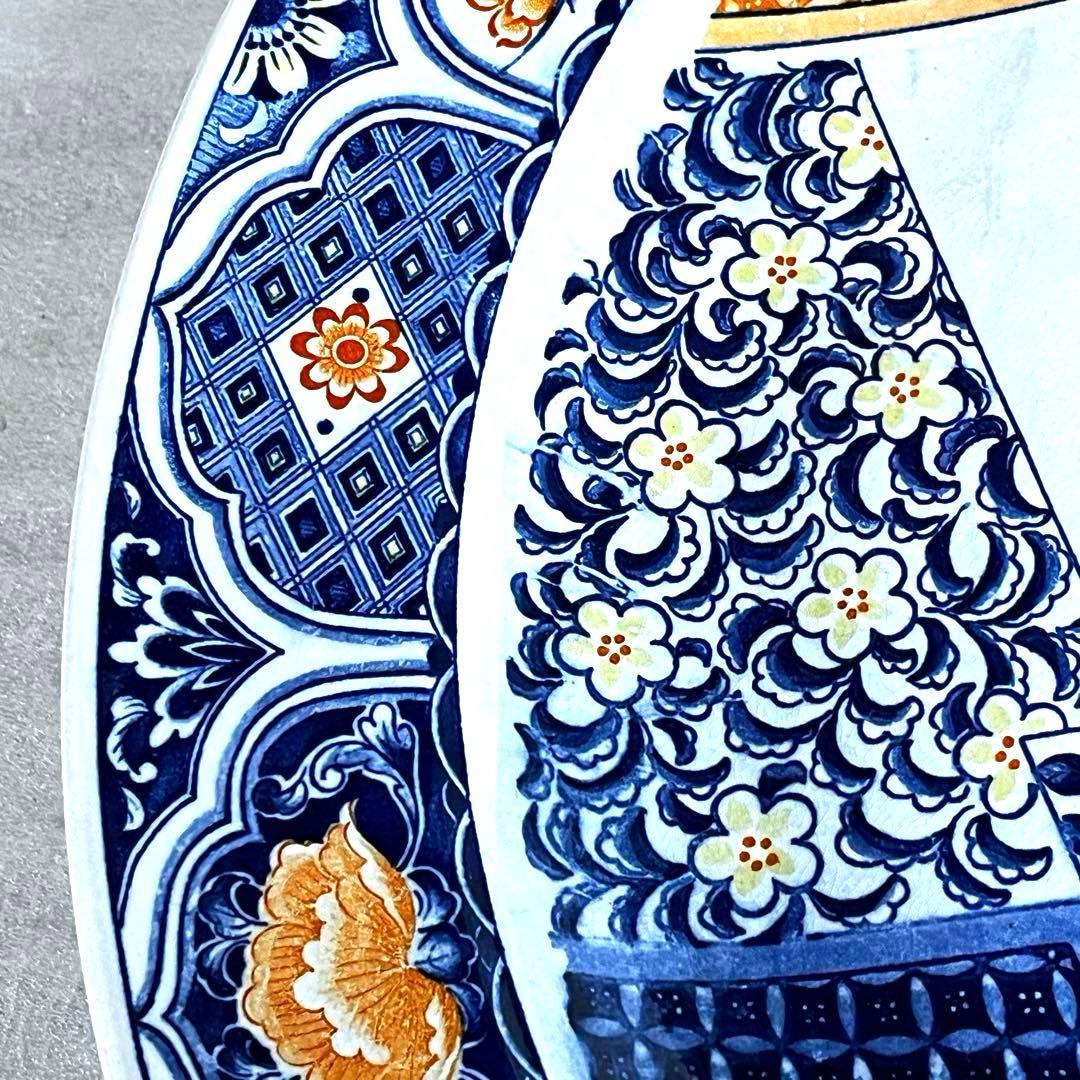 アンティーク　古伊万里　大皿　朱色と藍色がバランス良く混じり合う柄