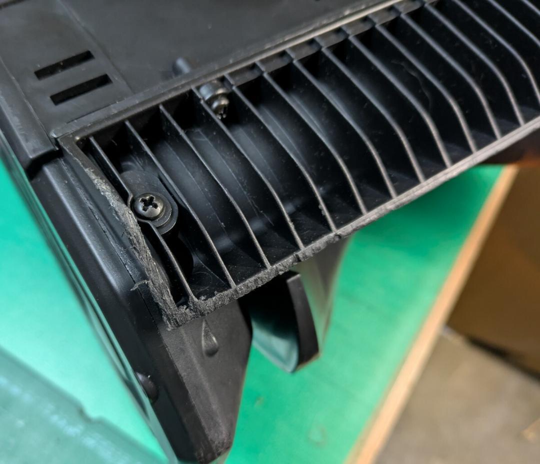 使用品 【専用バッテリー2個+専用充電器付き】 電動除雪機 除雪機 折りたたみ式