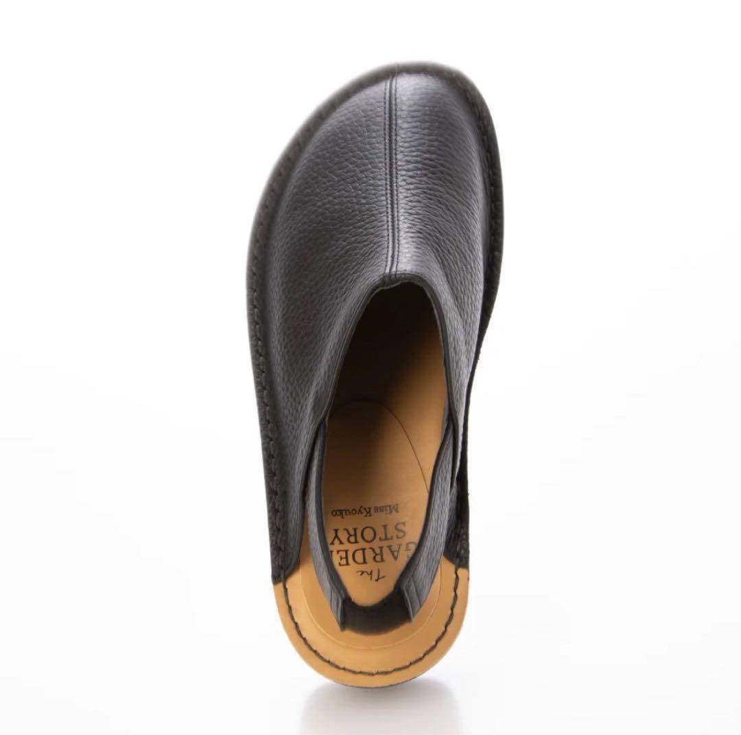 ブラックレザーオープントゥサボサンダル