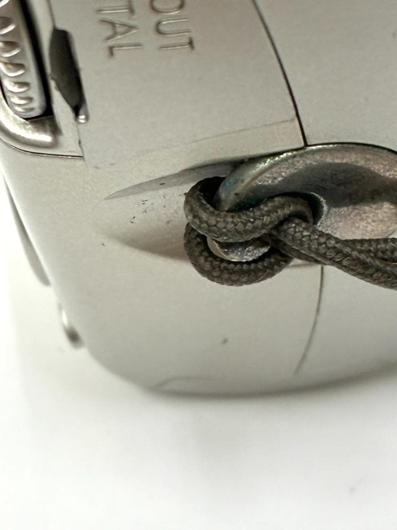 25M10-134 キャノン IXY 800 PC1176 デジカメ コンパクト