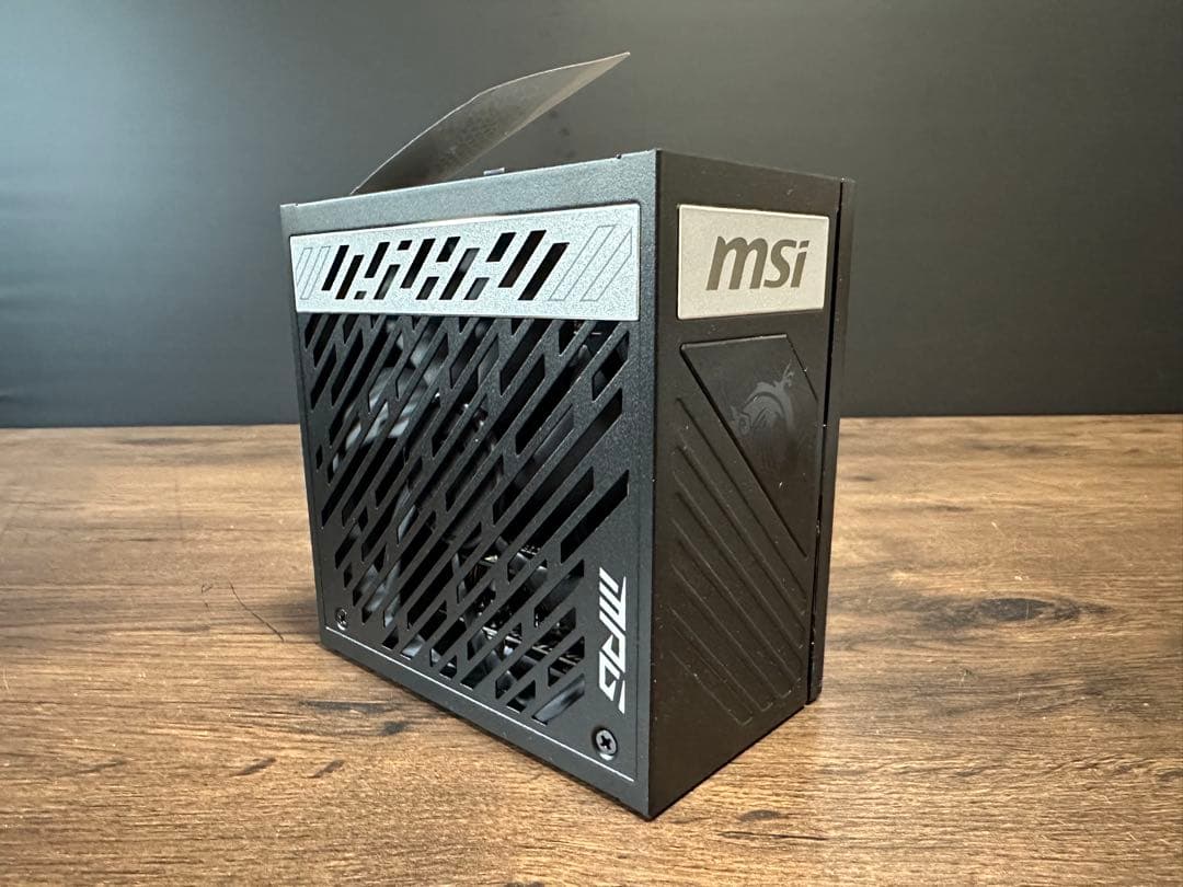 MSI MPG A1000G PCIE5 (80+ gold)　電源ユニット