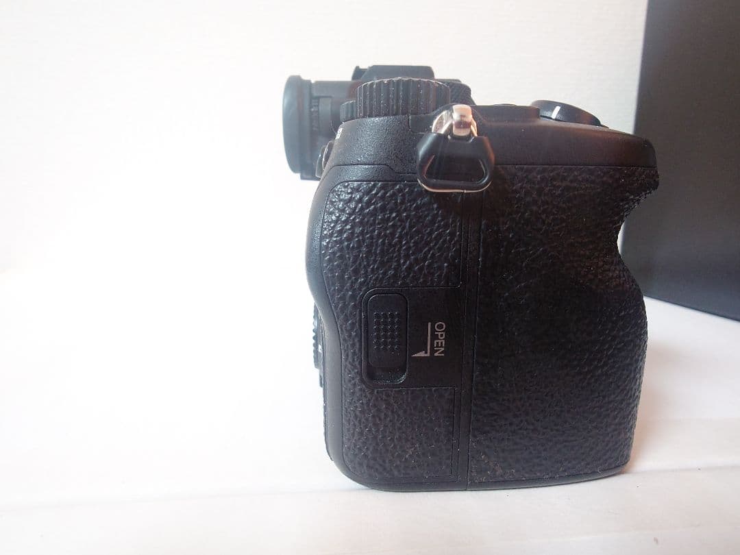 SONY α7RV　ミラーレス一眼カメラ