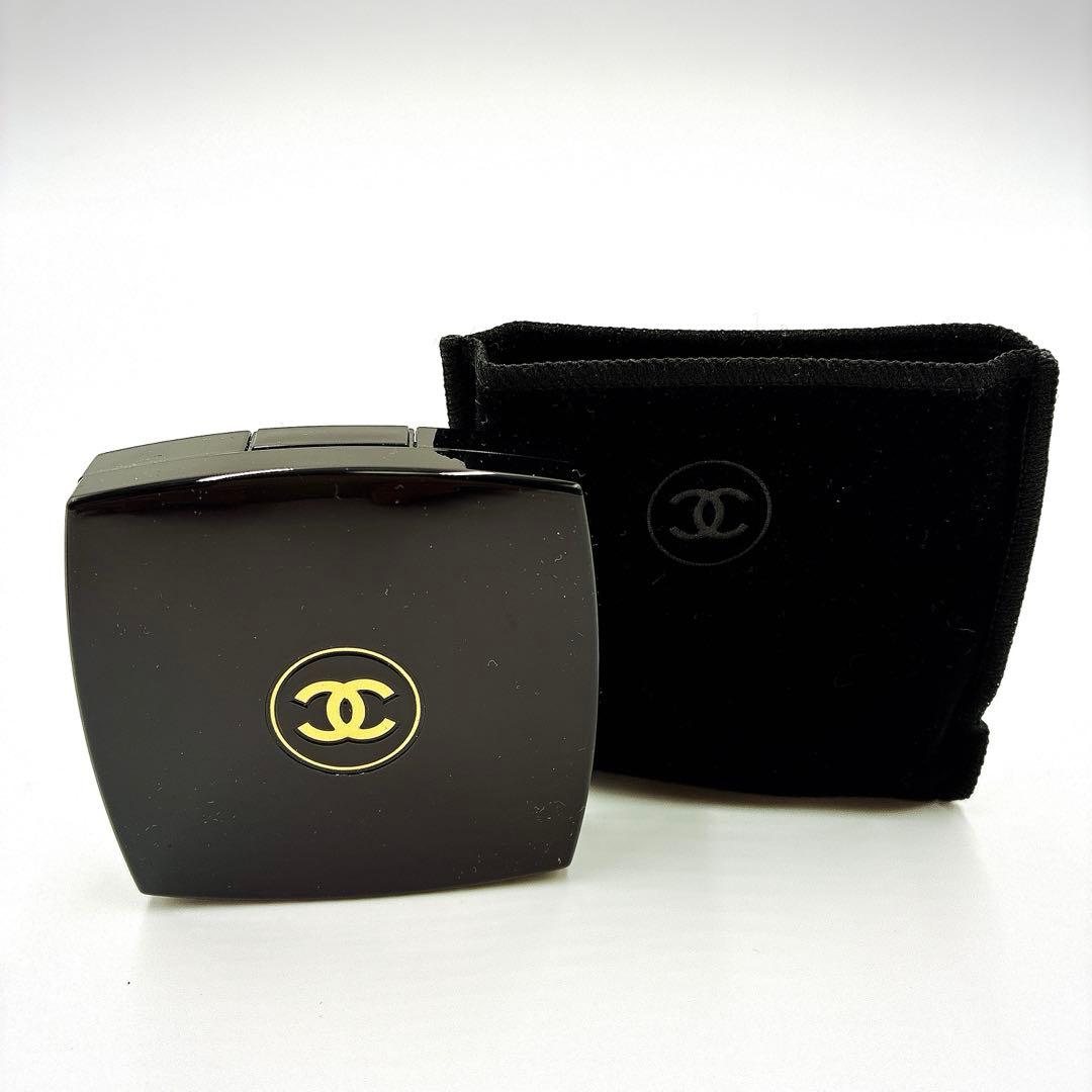 【新品未使用】CHANEL　レ　キャトル　オンブル　397　ニュイ　アストラル