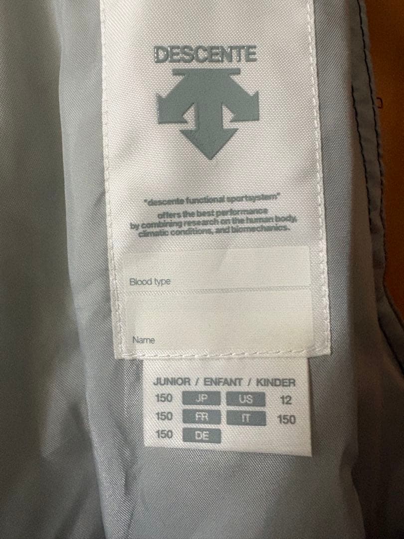 DESCENTE スキーウェア 子ども用 デサント　150cm