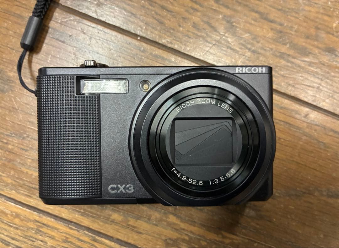 RICOH リコー デジタルカメラ　CX3 ケース付き　充電器　値引き可能‼️
