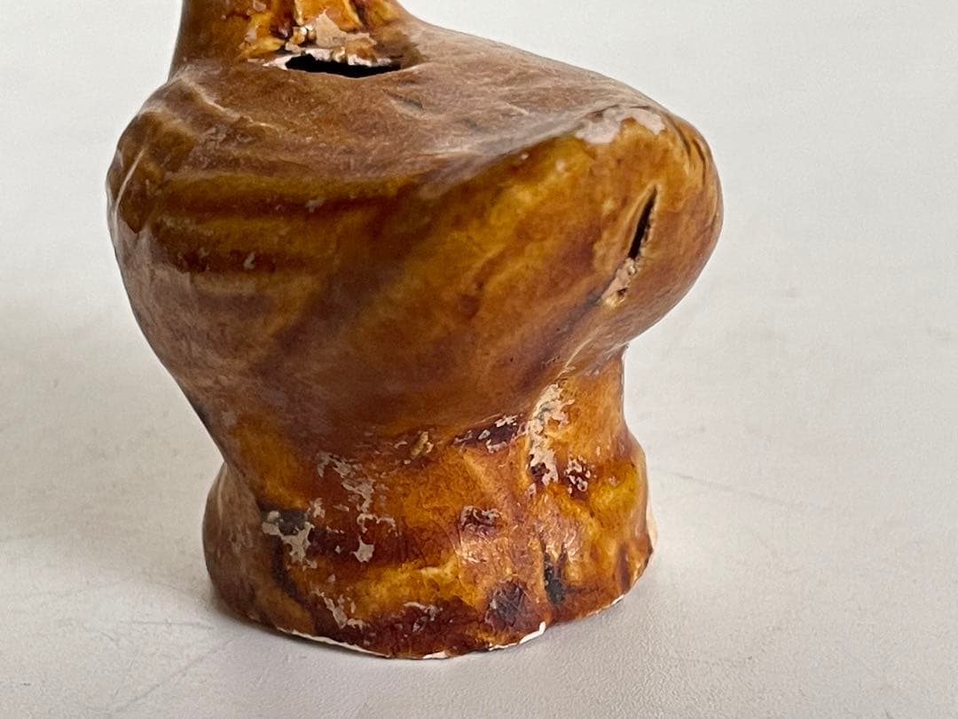 骨董　アンティーク　陶俑　唐時代　家鴨　人形　鳥形俑　黄釉　あひる　唐三彩　発掘