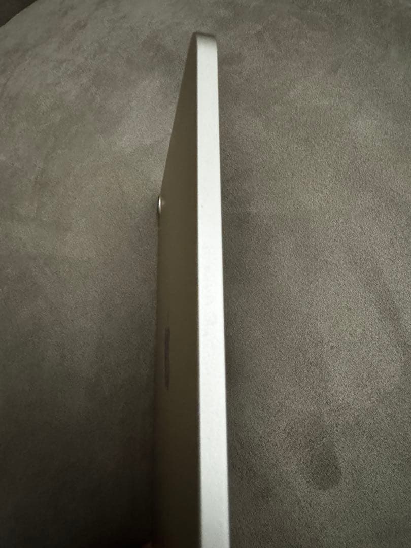 【美品】iPad mini Wi-Fiモデル 64GB スターライト（第6世代）